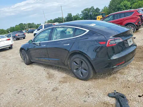 5YJ3E1EA0JF172117 — 2018 Tesla Model 3, photo 2 from Copart 06.10.2026, Minor dents and scratches