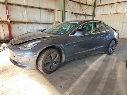 5YJ3E1EA2JF031520 — 2018 Tesla Model 3, Задняя часть (Rear End), фото до ремонта