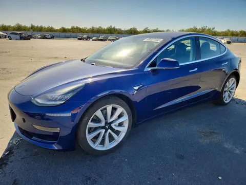 5YJ3E1EA0JF006325 Tesla Model 3 2018 — Side damage, before-repair photo