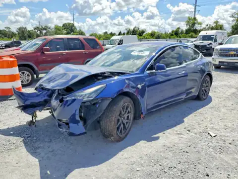 5YJ3E1EA0JF026106 Tesla Model 3 2018 — Front end damage, before-repair photo