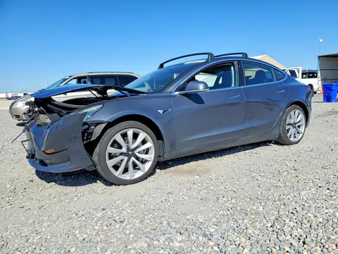 5YJ3E1EB7JF091009 — 2018 Tesla Model 3, Front end (Front End), before-repair photos