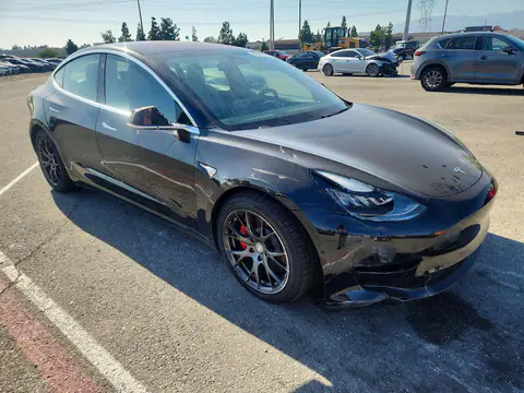 5YJ3E1EB7JF083833 — 2018 Tesla Model 3, photo 4 from Copart 13.10.2026, Front end