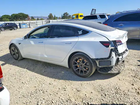 5YJ3E1EB2JF115636 — 2018 Tesla Model 3, фото 2 з Copart 20.10.2026, Задня частина