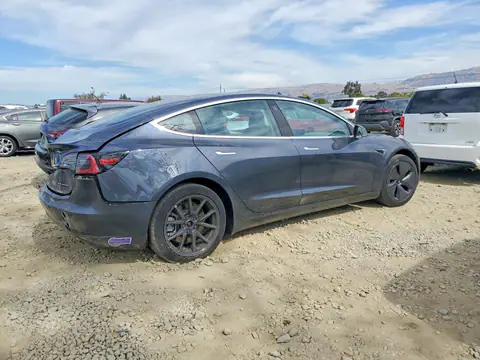 5YJ3E1EB5JF093194 — 2018 Tesla Model 3, foto 3 de Copart 27.10.2026, Parte trasera