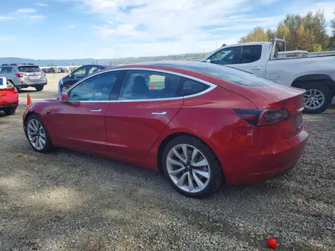 5YJ3E1EB6JF121732 — 2018 Tesla Model 3, photo 2 from Copart 26.10.2026, Minor dents and scratches
