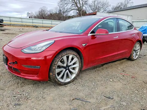 5YJ3E1EB1JF065408 — 2018 Tesla Model 3, Повреждения снизу (Undercarriage), фото до ремонта