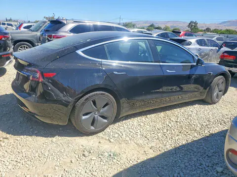 2019 Tesla MODEL 3 VIN 5YJ3E1EB4KF384884 фото 3