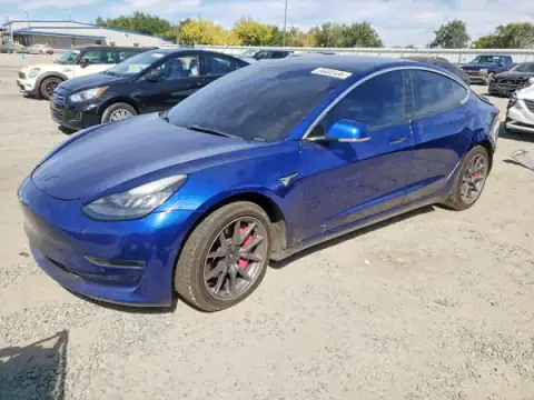 5YJ3E1EB4KF464962 — 2019 Tesla Model 3, Przód (Front End), zdjęć przed naprawą