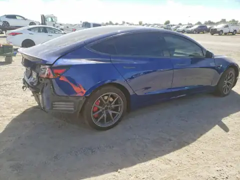 5YJ3E1EB4KF464962 — 2019 Tesla Model 3, zdjęcie 3 z Copart 22.09.2026, Przód