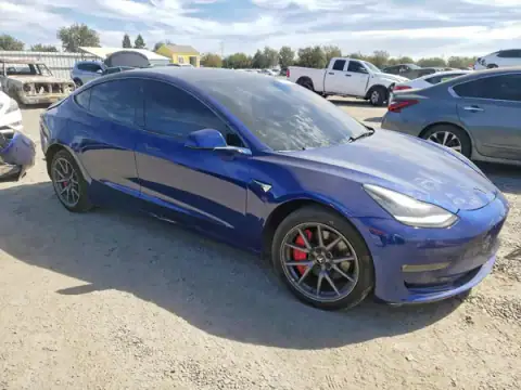5YJ3E1EB4KF464962 — 2019 Tesla Model 3, zdjęcie 4 z Copart 22.09.2026, Przód