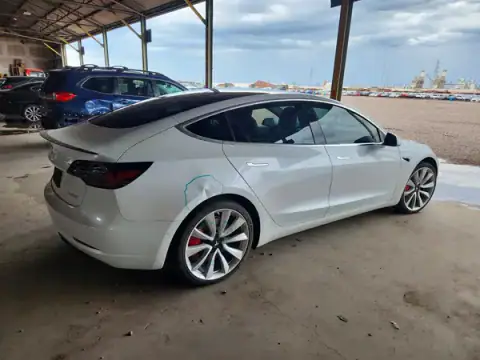 5YJ3E1EBXKF514179 — 2019 Tesla Model 3, photo 3 from Copart 21.09.2026, Side