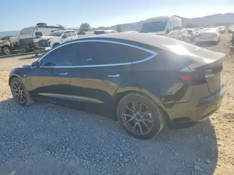 5YJ3E1EA5KF193319 — 2019 Tesla Model 3, photo 2 from Copart, Front end
