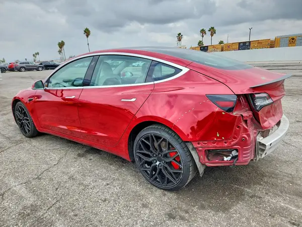 5YJ3E1EB0KF477594 — 2019 Tesla Model 3, photo 2 from Copart 16.10.2026, Rear end