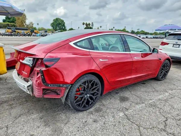 5YJ3E1EB0KF477594 — 2019 Tesla Model 3, photo 3 from Copart 16.10.2026, Rear end