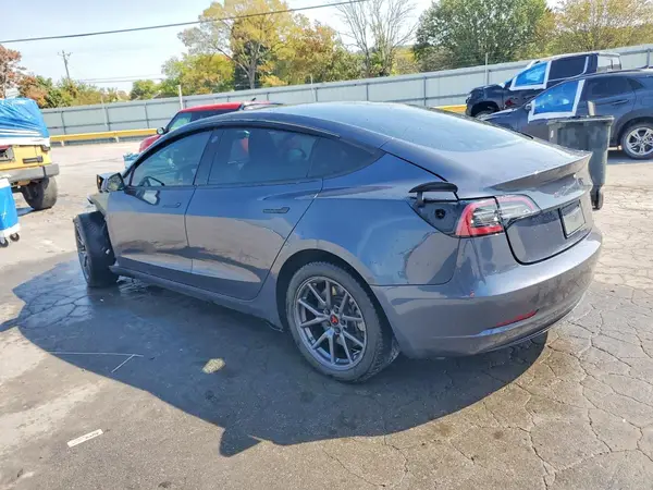 5YJ3E1EB8KF520692 — 2019 Tesla Model 3, фото 2 с аукциона Copart, Передняя часть
