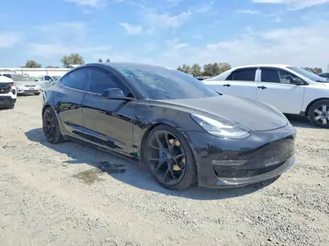 5YJ3E1EB9KF384752 — 2019 Tesla Model 3, photo 4 from Copart, Rear end