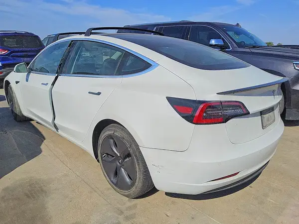 5YJ3E1EB2KF510790 — 2019 Tesla Model 3, photo 2 from Copart, Front end