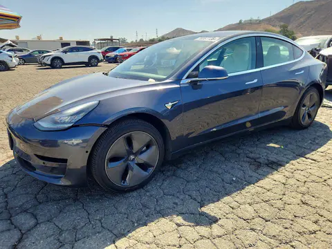 2019 Tesla MODEL 3 VIN 5YJ3E1EBXKF450418 фото 1