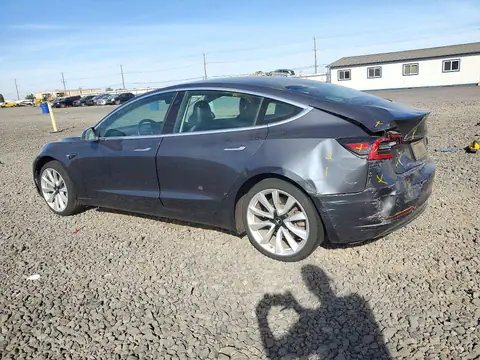 5YJ3E1EB8KF418549 — 2019 Tesla Model 3, photo 2 from Copart 21.10.2026, Rear end