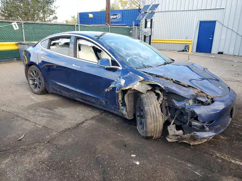 5YJ3E1EB9KF192229 — 2019 Tesla Model 3, photo 4 from Copart, Front end