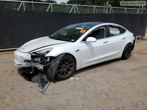 5YJ3E1EB6LF790750 — 2020 Tesla Model 3, Daños en todo el vehículo, fotos antes de reparar