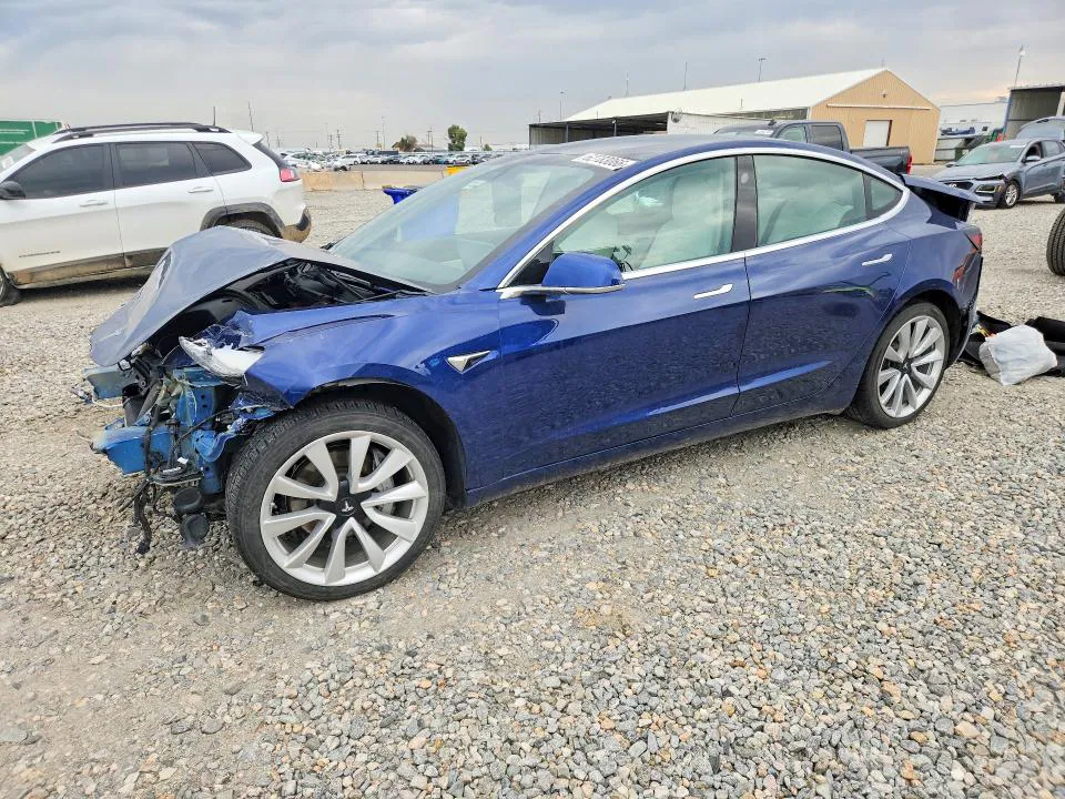 2020 Tesla MODEL 3 VIN 5YJ3E1EB7LF783337 фото 1