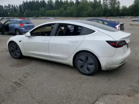 5YJ3E1EA3LF709629 — 2020 Tesla Model 3, photo 2 from Copart 21.09.2026, Interior fire