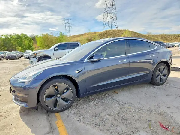 5YJ3E1EB2LF710764 Tesla Model 3 2020 — Flood damage, before-repair photo