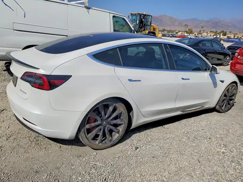 5YJ3E1EC7LF624357 — 2020 Tesla Model 3, zdjęcie 3 z Copart 30.09.2026, Przód