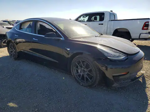 5YJ3E1EB0LF746243 — 2020 Tesla Model 3, фото 4 с аукциона Copart 13.10.2026, Подтопление