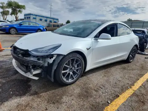 5YJ3E1EB0LF665100 Tesla Model 3 2020 — Front end damage, before-repair photo