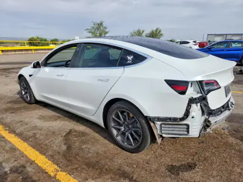 5YJ3E1EB0LF665100 — 2020 Tesla Model 3, фото 2 з Copart 05.10.2026, Передня частина