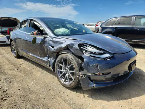 5YJ3E1EB7LF627802 — 2020 Tesla Model 3, фото 4 с аукциона Copart 29.09.2026, Передняя часть