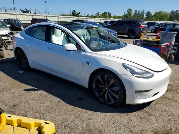 5YJ3E1EC7LF624729 — 2020 Tesla Model 3, photo 4 from Copart, Vandalism