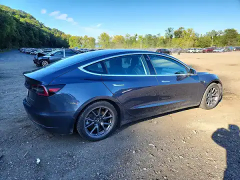5YJ3E1EB6LF616337 — 2020 Tesla Model 3, foto 3 de Copart 21.09.2026, Parte delantera