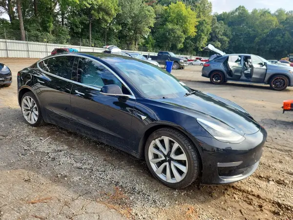 5YJ3E1EB9LF640017 — 2020 Tesla Model 3, foto 4 de Copart, Lateral