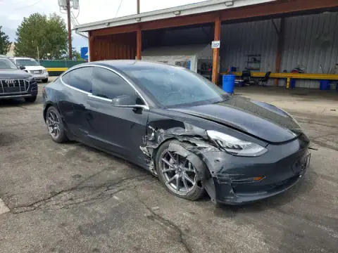 5YJ3E1EB3LF798031 — 2020 Tesla Model 3, foto 4 de Copart, Parte delantera
