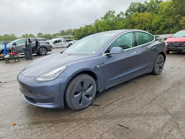 5YJ3E1EB6LF787007 Tesla Model 3 2020 — uszkodzenie Przód, zdjęcie przed naprawą