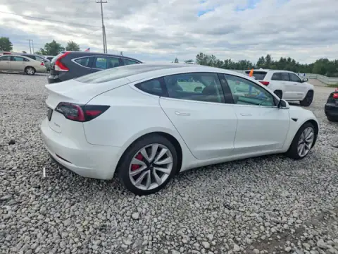 5YJ3E1EC4LF587025 — 2020 Tesla Model 3, photo 3 from Copart 24.09.2026, Normal wear