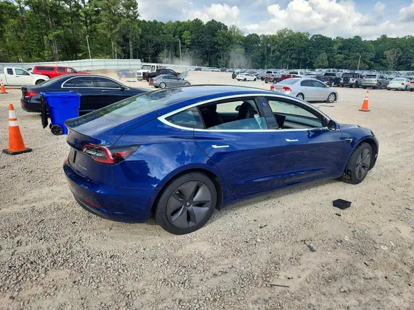 5YJ3E1EB4LF617535 — 2020 Tesla Model 3, photo 3 from Copart, Vandalism