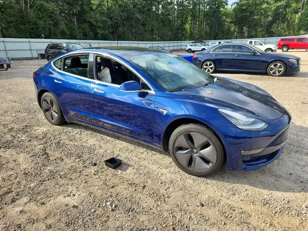 5YJ3E1EB4LF617535 — 2020 Tesla Model 3, photo 4 from Copart, Vandalism