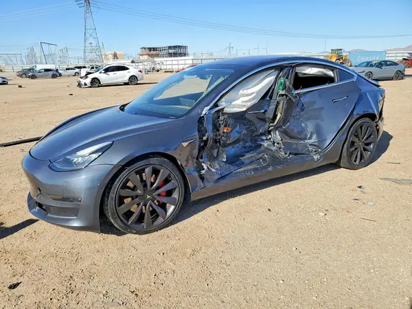 5YJ3E1EC3LF721202 Tesla Model 3 2020 — uszkodzenie Bok, zdjęcie przed naprawą