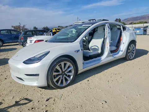 5YJ3E1EB4LF640474 — 2020 Tesla Model 3, Задняя часть (Rear End), фото до ремонта