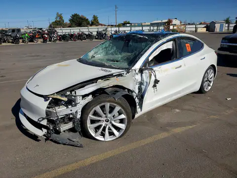 5YJ3E1EC6LF627637 Tesla Model 3 2020 — Front end damage, before-repair photo