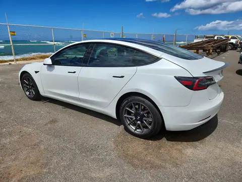 5YJ3E1EA1MF851480 — 2021 Tesla Model 3, zdjęcie 2 z Copart 26.10.2026, Przód