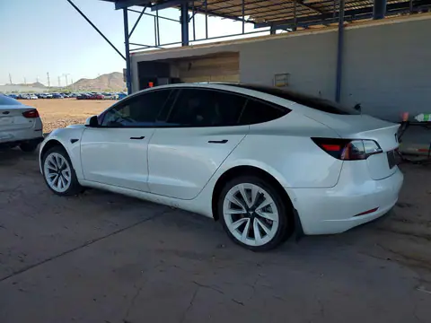 5YJ3E1EA1MF073102 — 2021 Tesla Model 3, photo 2 from Copart 13.10.2026, Front end