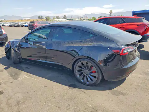 5YJ3E1EC9MF001582 — 2021 Tesla Model 3, photo 2 from Copart 14.10.2026, Front end