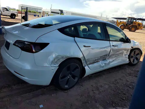 5YJ3E1EA9MF973214 — 2021 Tesla Model 3, photo 3 from Copart 20.10.2026, Side