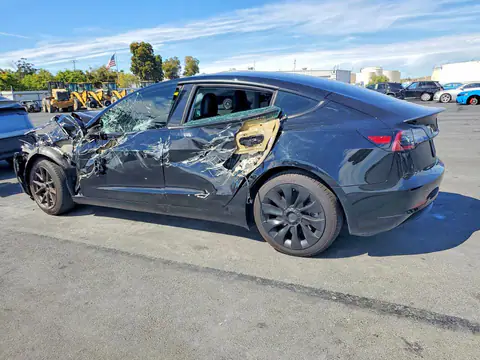 5YJ3E1EAXMF074992 — 2021 Tesla Model 3, фото 2 з Copart 26.10.2026, Передня частина