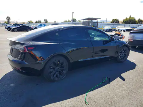 5YJ3E1EAXMF074992 — 2021 Tesla Model 3, фото 3 з Copart 26.10.2026, Передня частина